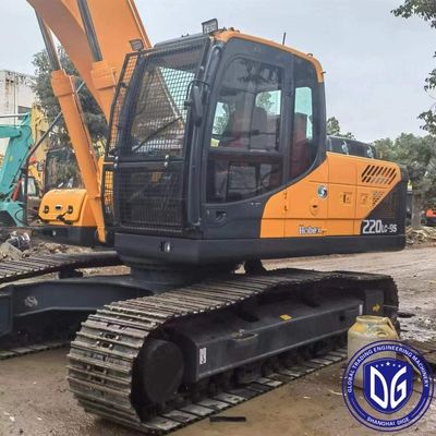 R220 Excavateur Hyundai d'occasion de 22 tonnes avec une grande adaptabilité et tout-terrain