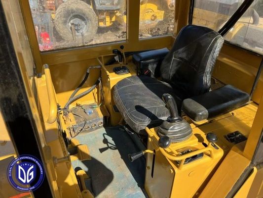 D5C Dozers à chenille hydrauliques utilisés Bulldozers hydrauliques 16 tonnes