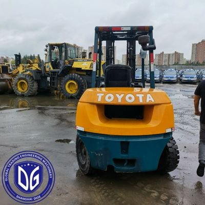 Origine Japon 5 tonnes Toyota élévateur à fourche d'occasion Toyota 5 tonnes d'occasion Toyota élévateur à fourche 5 tonnes