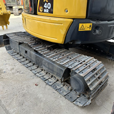 Excavateur PC40 avec des caractéristiques de sécurité améliorées et fonctionnement hydraulique en douceur