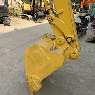 Excavateur PC40 avec des caractéristiques de sécurité améliorées et fonctionnement hydraulique en douceur