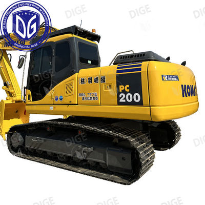 Excavateur USED PC200-7 bien conservé avec des capacités de manutention de matériaux efficaces