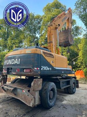 R210w-9 Excavateur Hyundai d'occasion de 21 tonnes avec système de suspension adaptatif