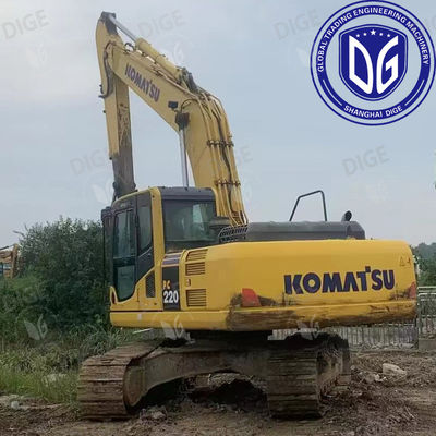Performance fiable USED PC220-8 excavateur avec une adhérence et une traction améliorées