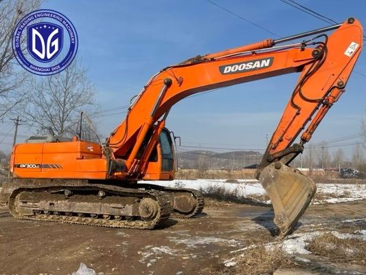 DX300 30 tonnes Excavatrice utilisée Doosan avec une consommation optimale de carburant