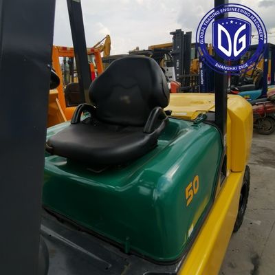 5t utilisée Komatsu FD50 puissante voiture élévatrice hydraulique utilisée