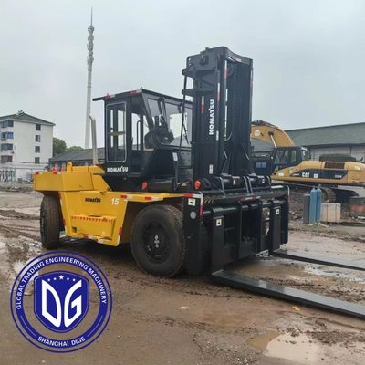 Minimum d'usure FD150 Camion élévateur Komatsu 15 d'occasion avec des capacités de haute performance