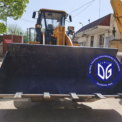 Le chargeur à roues de type moteur EFI est un chargeur de 5 tonnes.
