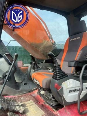 DX420LC 42 Tonnes Excavateur Doosan utilisé avec une circulation hydraulique efficace