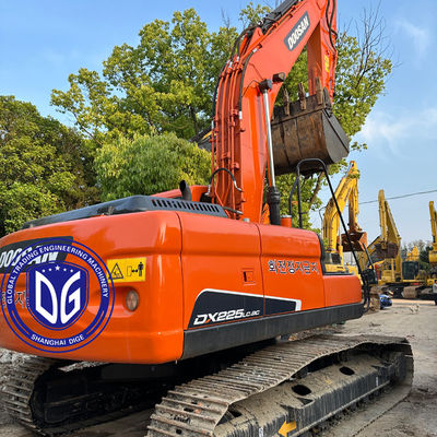 Excavateur d'origine utilisé Doosan DX225 22,5Ton Nouveau arrivé avec contrôle de précision