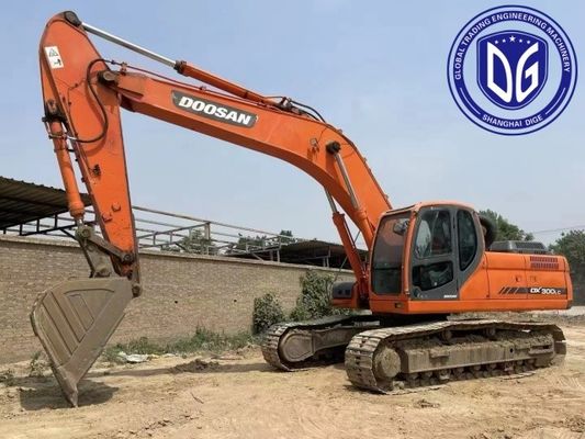 Économiser du temps et de la main-d'œuvre DX300LC 30t Excavateur Doosan d'occasion avec très durable