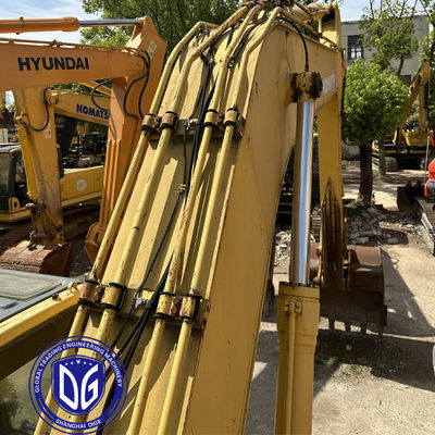 L'excavateur à rouleaux d'origine Komatsu PC240-8 de 24 tonnes est disponible dès maintenant.