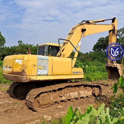 Débloquez le plein potentiel de vos projets de construction avec la pelle PC200 de Komatsu