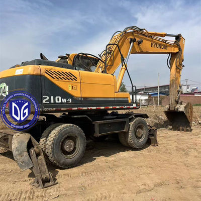 Hyundai 210W-9 Excavateur à roues d'occasion de 21 tonnes, originaire de Corée, disponible dès maintenant