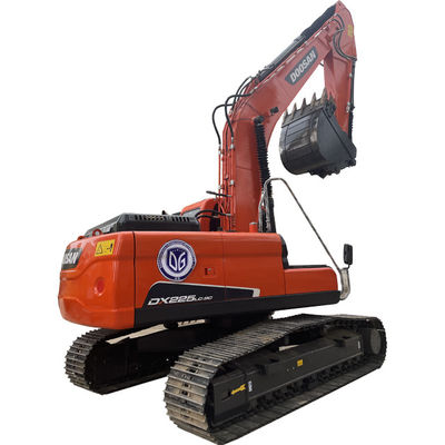 Excavatrice de type Doosan DX225 Excellente performance et fiabilité pour vos projets de construction