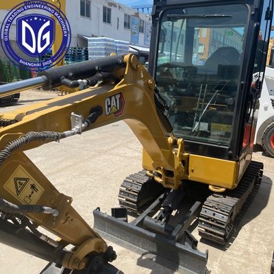 Utilisé Caterpillar 302 Mini Excavator Compact Efficace Prêt à l'emploi