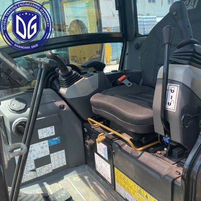 Utilisé Caterpillar 302 Mini Excavator Compact Efficace Prêt à l'emploi