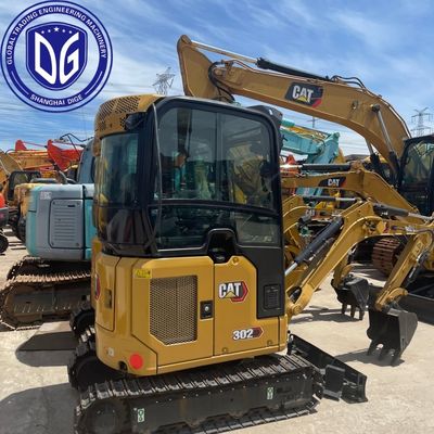 Utilisé Caterpillar 302 Mini Excavator Compact Efficace Prêt à l'emploi