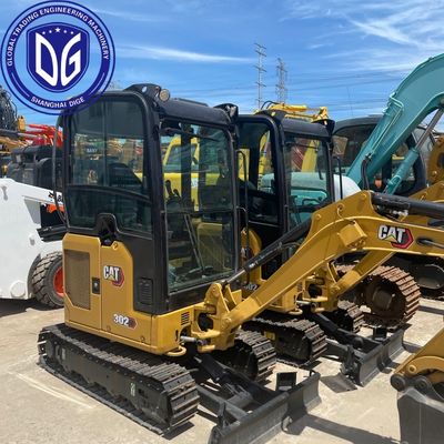 Utilisé Caterpillar 302 Mini Excavator Compact Efficace Prêt à l'emploi
