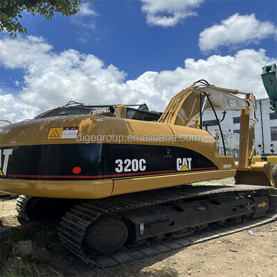 Excavatrice Caterpillar 320C d'occasion de 20t en stock au meilleur prix, excavatrice robuste, durable et puissante à vendre