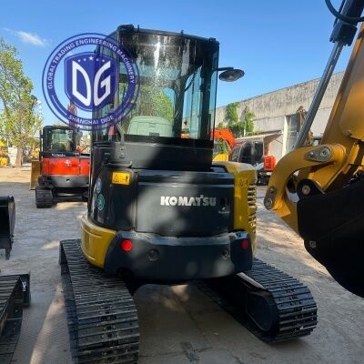 Mini excavatrice utilisée du Japon KOMATSU PC40 petites heures de travail hydrauliques de pelle de 4 tonnes basses